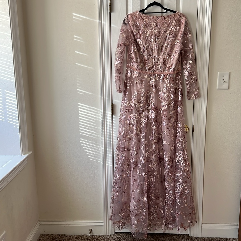Mac Duggal Embellished V Neck Illusion Long Sleeve A Line Gown in Rose Size 12 - Picture 11 of 12